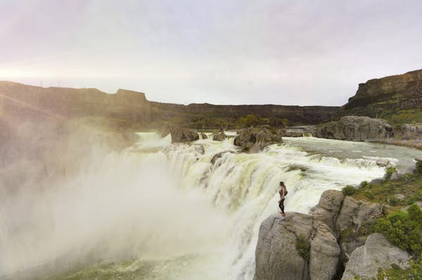 10 of most beautiful waterfalls in the US