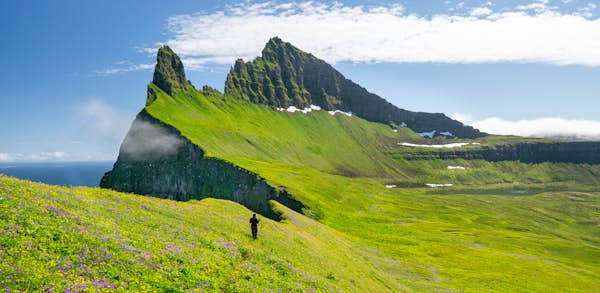 12 unforgettable hikes around the world