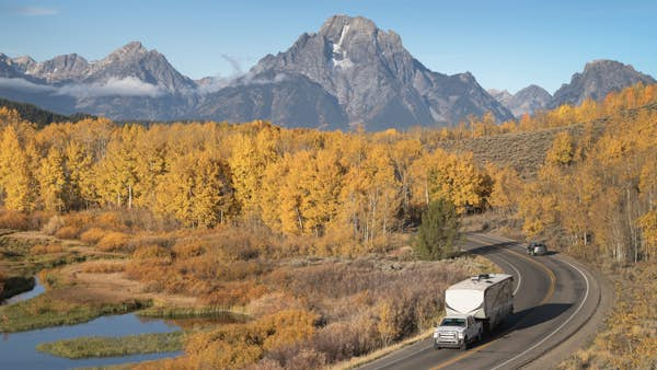 It’s not too late to take a fall road trip at these 10 national parks