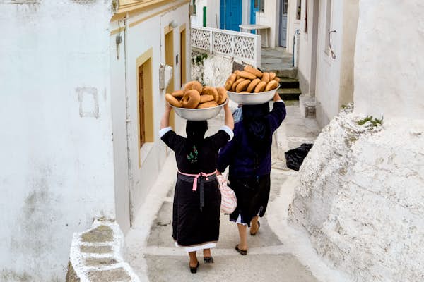 The best time to go to Greece