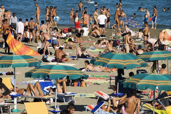 Venice’s best beaches: sunbathing on La Serenissima