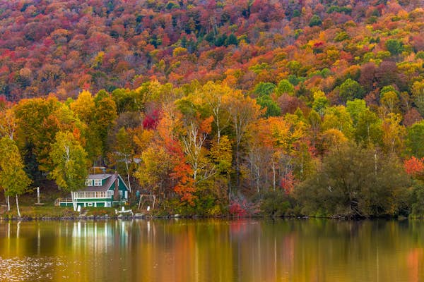 Vermont’s best beaches for a picturesque fall getaway